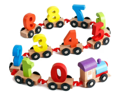 Trenulet din lemn cu cifre
