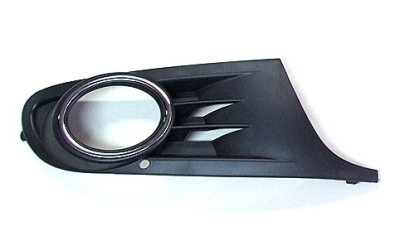 Grila Pentru Proiector Ceata Dreapta, Volkswagen VW Golf MK6 2009-2012 OEM 5K0853666