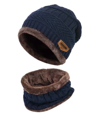 Set caciula si fular pentru iarna – marime universala, culoare albastru inchis