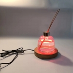 Lluminarea cu LED-uri pentru un aromatizator cu USB