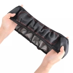 Husa universala din piele pentru volan – Neagra cu cusaturi rosii 37–38 cm