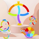 Puzzle educativ din lemn TANGRAM cu 15 carduri duble cu figurine