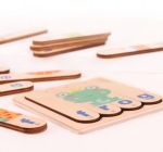 Puzzle educativ din lemn cu alfabetul englez Word Spelling Puzzle