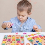 Puzzle din lemn cu alfabet, 26 de litere, Distractiv si imbunatateste dezvoltarea inteligentei cognitive