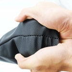 Burduf schimbator viteze din eco piele pentru BMW Seria 3 E90 E91 E92 E93 OEM 8037308