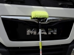Perie cu alimentare cu apa 30 cm cu maner telescopic 163-300 cm si robinet integrat pentru spalare auto, rulote si suprafete exterioare - Carmotion